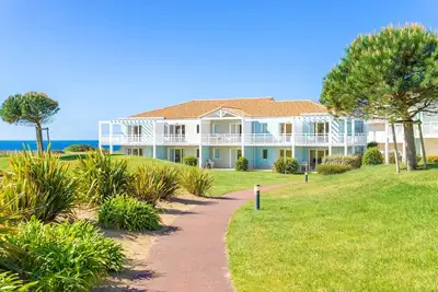 Image de Studio cosy et ensoleillé en bord de mer