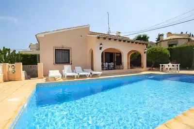 Image de Maison de vacances privée avec Wifi, piscine privée, climatisation, Tv, terrasse, parking