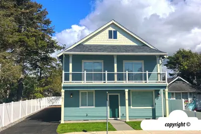 Image de Gone Coastal at Seaside Beach - Pet Friendly! ! New Listing! !