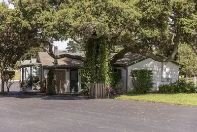 Image de Quaint Country Cottage