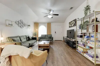 Image de Monthly Stay - No Cleaning Fee 3br 2ba