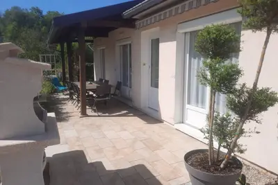 Image de En famille, amis venez profitez de cette maison avec piscine, pétanque, barbecue