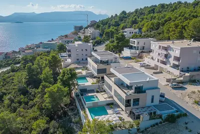 Image de Superbe maison de 4 chambres à Komarna