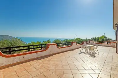 Image de Superbe maison à Mattinata avec cuisine