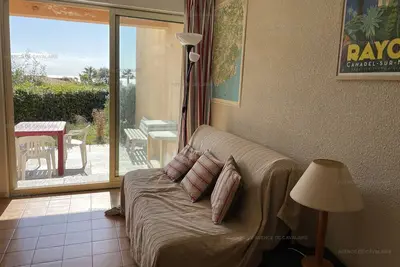 Image de T2 en rez-de-jardin avec terrasse au Rayol-Canadel