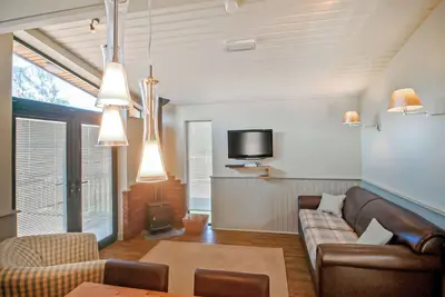Image de Outstanding lodge with one double with en suite shower and one twin (double by arrangement).