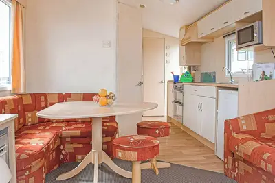 Comfortable family caravan with one double and one twin.