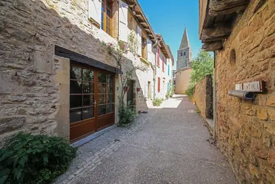 Image de Maison Au Coeur Du Village - Calme - Terrasse