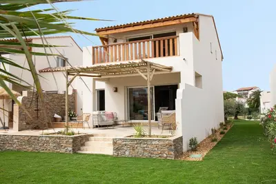 Image de Villa avec jaccuzi privatif sur la presqu'île de la lagune