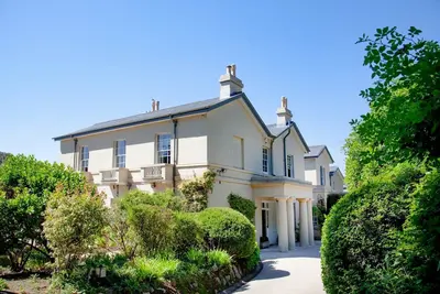 One of Torquay's finest Victorian Mansions - now chic and modern holiday accommodation for up  to te