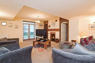Image de Traditional and spacious two storey farmhouse.