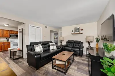 Image de Great 2 bedroom Summa