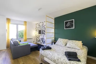 Image de Studio proche de l'Aéroport Cdg Parc Asterix Parc des Expositions