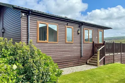 Image de 2 chambres à coucher à Tintagel