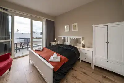 Image de New Town - 5 Room 3 Balcony Apple