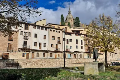 Image de Apartment in the Wall of Salamanca with breakfast included