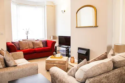Image de Contractor house, sleeps 5, close to bars and restaurant's, long stays available