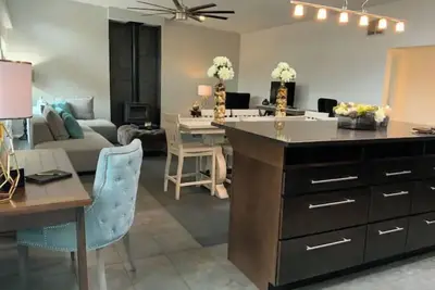 Image de Fabulous Foothills Townhome with Access to Trails!