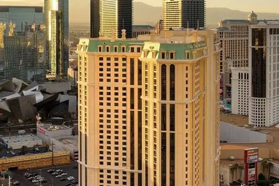Image de Marriott’s Grand Chateau Las Vegas Nevada next to the strip and Planet Hollywood