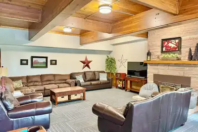 Image de Nauvoo River Lodge--Family Reunion/Youth-Group/Young Women Camp/Young Men Camp