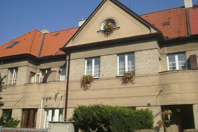 Image de Appartement de vacances au milieu d’un quartier avec jardin et au calme
