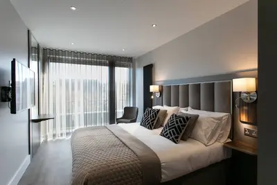 Image de Rooftop city centre location, luxury styling and superior amenities