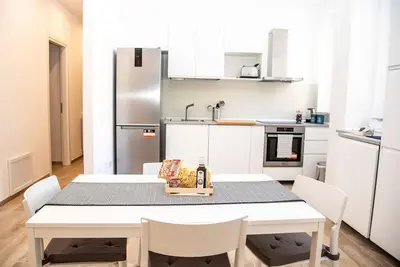 Image de Newly renovated apartment in the historic center of Palermo