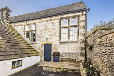 Image de Stunning converted chapel in the beautiful Hope Valley