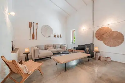Maison de vacances design Casa Sencellas avec terrasse et Wi-Fi