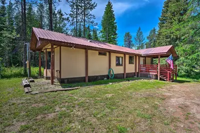 Image de Cute Donnelly Cabin in the Woods w/ Fire Pit!