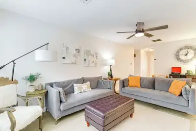 Image de Lovely Tomball Home < 1 Mi to Dtwn + Pool Access!