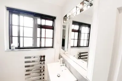 Image de Harbourside House - 3 Bed, 2 Bath & Parking