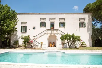 Image de Masseria in the heart of Puglia with swimming pool
