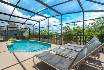 Image de Lovely Villa Home Pool + Disney Adventure