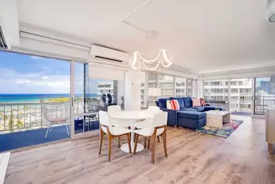 Image de Ilikai 1510 Great Views 2 Bed Room Corner Unit Ocean / Marina Views