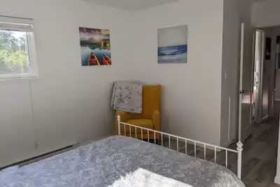 Image de Renovated 3 Bedroom Cabin by the lake