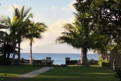 Image de Tropical Oasis By The Sea