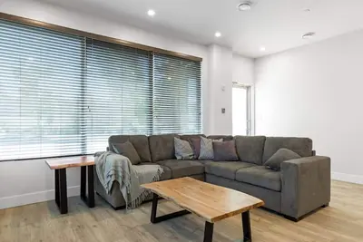 Image de 3-bedroom Modern Rental Unit 2