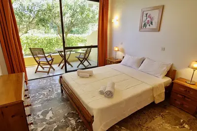 Image de Appartement 'Alexandra Studio 6' avec balcon privé et Wi-Fi.