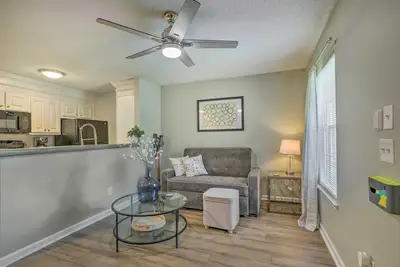 Image de Auburn Condo w/ 2 Pools < 2 Mi to University!