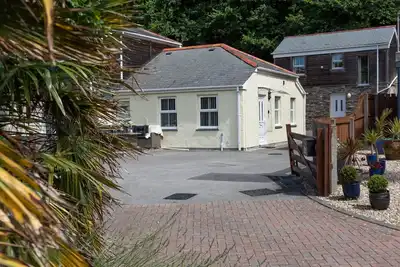 Image de Rosebud is a lovely, single-story holiday home located in the wonderful seaside village of Portreath