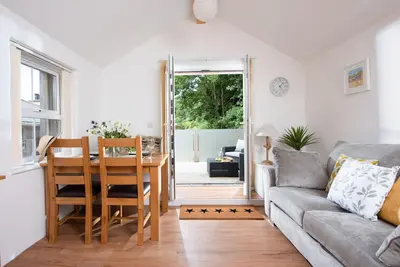Image de Kerensa is a cosy and detached barn conversion located in the lovely seaside village of Portreath