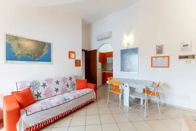 Image de Orange House, 5 minutes du Chia