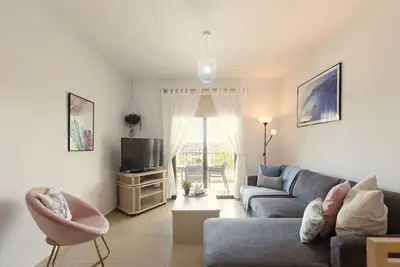 Image de Walk to beach/pool/gym Tranquil Kyklades Bc6 apartment, free Netflix