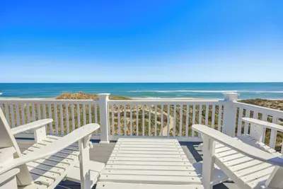 Image de Premier Oceanfront Dog Friendly w/ Pool, Elevator, Hot Tub, Game Rm, Outdoor Bar