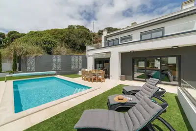 Image de Venda Nova - Villa de Vacances avec Piscine Privée par Sch