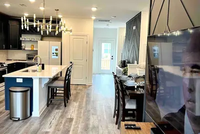 Image de Tpv - Antilia - Luxury w/Indoor Heated Pool & Gym