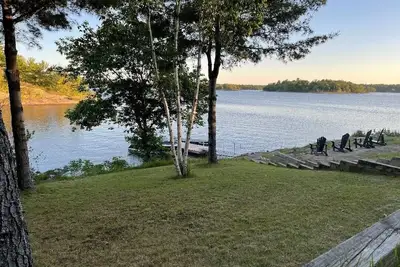 Image de Lakefront Cottage Parry Sound District, Pointe Au Baril, Archipelago