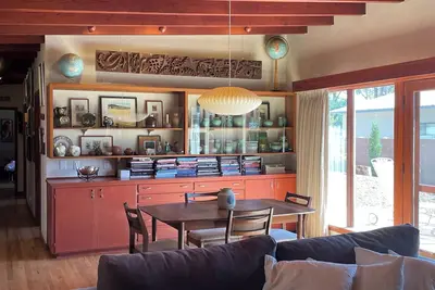 Image de North Valley Mid Century Modern Retreat