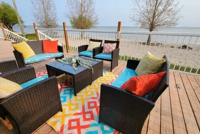 Image de Lake front cottage on Lake Manitoba. 90min from Clear Lake, Riding Mt. Nat. Prk